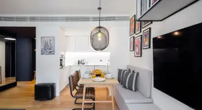 WHome | Prime Location Luxury Apartment - Image 2