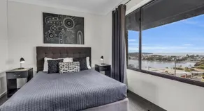 2 bedroom 2 level Apartment - Hydra Holiday Unit 6 - Image 2