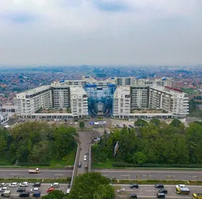 Studio Gateway Pasteur By Kevin Property Topaz C - Image 3