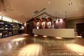 Smile 73 Hotel - Image 3