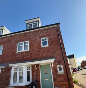 Charming 2-Bedroom House Rental in Newport, UK - Image 5