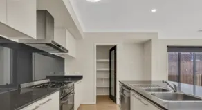 Challans House - Image 4