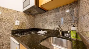 Amazing Studio in Kips Bay - Image 4