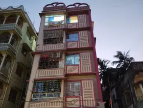 Spacious 2BHK apartment near airport - Image 4