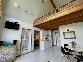 Doc Holiday Cabin - Image 5