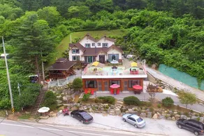 Hongcheon Flowering Hill Pension - Image 3