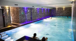 Glen Wynne Windermere - FREE off-site Health Club access with Pool, Sauna, Steam Room & Gym Short 5 Minute Drive Away - Image 3