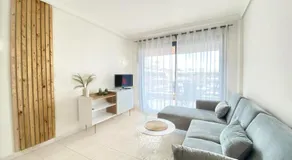 Appartement avec jardin, internet haut débit et piscine chauffée | Vue mer - Image 2