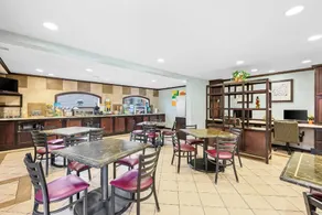 Quality Inn Madras - Image 3