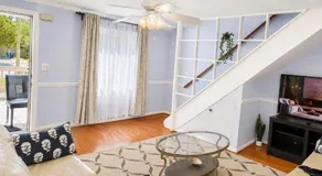 Devon House, Fairfax Near GMU and Dawntown - Image 2