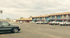 Country Inn Motel - Image 5