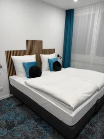 Suite - Image 1