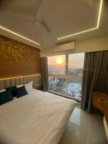 Solace: Pvt Studio at High Floor. AC Fast WiFi - Image 2