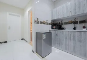 Luxury Smart Entry Studio A5 (RH8) - Image 3
