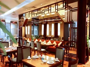 New Century Grand Hotel Beihai Jinchang - Image 4