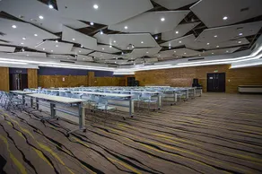 Wuling Mountain Villa - Image 4