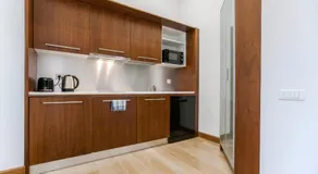 1898 Suite - Image 3