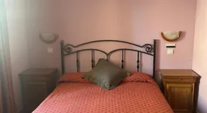 Hotel Cadalso - Casa Moncho - Image 2