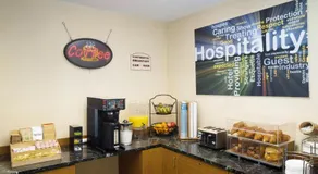 Skyview Motel - Image 3