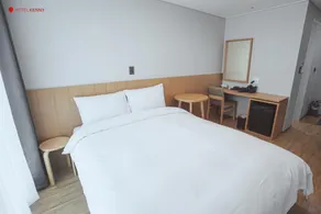 Hotel Kenny Yeosu - Image 1