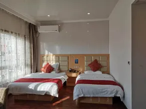 Dahe Business Hotel - Image 2