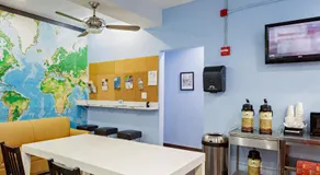 Central Park West Hostel - Image 4