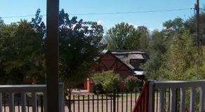 The Courtyard Guest House - Image 4