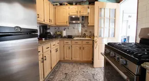 Peaceful 3BR Garden Cottage - Long Island Escape - Image 4