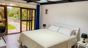 ARAUCARIA RESIDENCE - Image 2