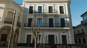 Apartamentos Plaza de España 6 - Image 3