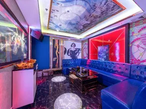 Junyue Holiday Hotel - Image 3