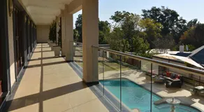 Inn and Out Plus Craighall - Image 5