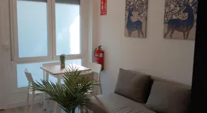 Puerta de Hierro Apartments - Image 2