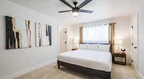 Rena Home Sleeps 8 Yard King Ensuite - Image 2
