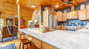 Experience serene mountain views at Hazey View - Image 4
