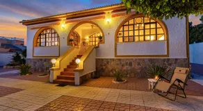 Villa-Private Pool-Central-Quesada PMT26 - Image 3