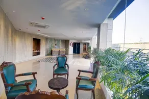 OPO Premium,Delhi Aerocity - Image 5