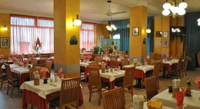 Albergo Motel Dosdè B&B - Image 4