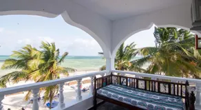 Jacaranda Beach Resort - Image 5