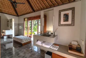 Entire 4 BR Private Pool Villa ZN17 - Image 4