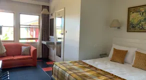 Moruya Monarch Hotel - Image 2