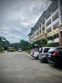 Charming 2BR Family Condo Resort beside SM Mall - Image 3