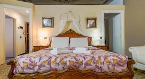 White Lerici - Image 2