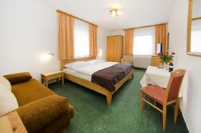 Pension Parzer Pressbaum bei Wien - Image 2