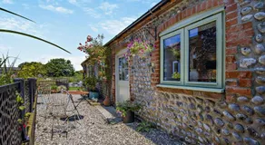 1 Bed in Trimingham oc-h29803 - Image 4