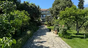 Paneon Apartments - Image 4