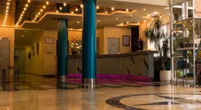 Hotel Tropic - Image 5