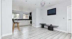 3 Bedroom House in Loughborough - Image 3