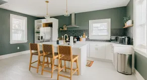 Newly Renovated Vintage Inspired Large 4 BR Home - Image 3