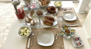 Villa Elios Guesthouse - Image 3